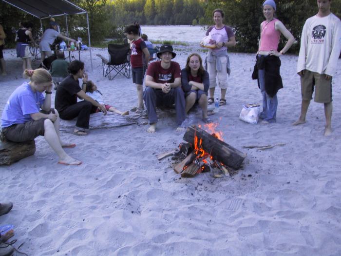 Dinner: potatoes from the campfire. *yummy* :)