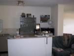 The bar in the living room. On the right side you see the TV couch.